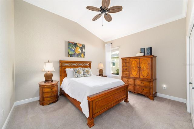 10161 JULIA ISLES AVENUE, Oxford, FL 34484