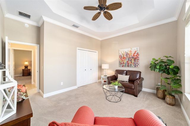 10161 JULIA ISLES AVENUE, Oxford, FL 34484