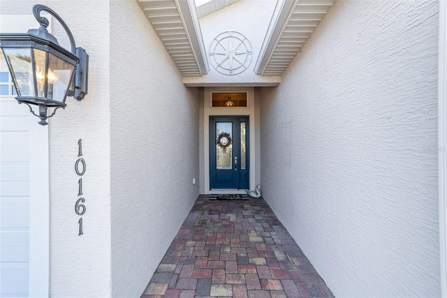 10161 JULIA ISLES AVENUE, Oxford, FL 34484