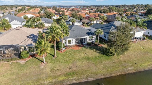 10161 JULIA ISLES AVENUE, Oxford, FL 34484