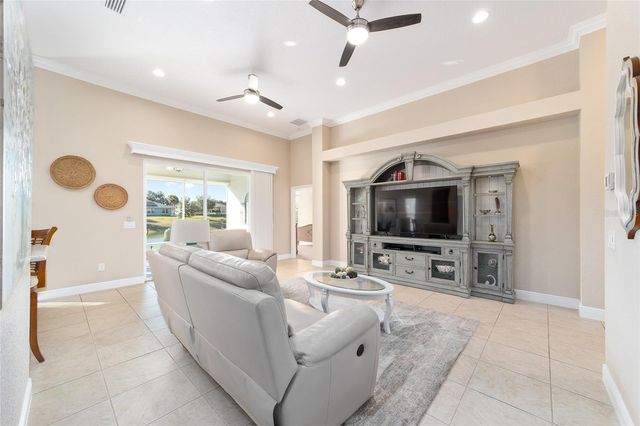 10161 JULIA ISLES AVENUE, Oxford, FL 34484