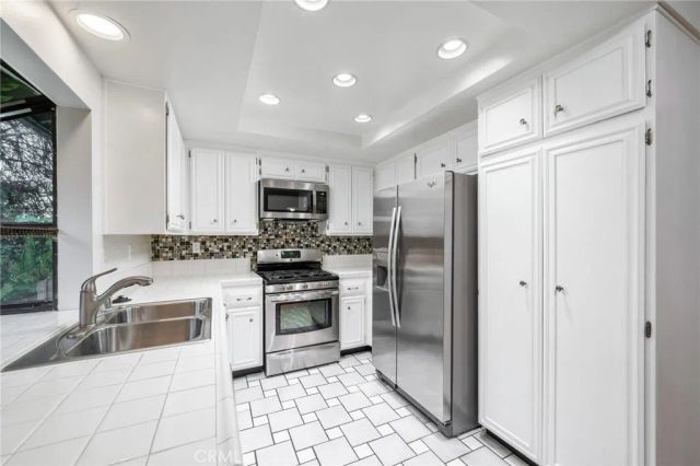 1220 Shepherd Way, Claremont, CA 91711