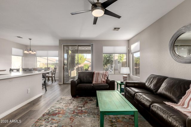 29727 N LITTLE LEAF Drive, San Tan Valley, AZ 85143