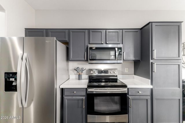 29727 N LITTLE LEAF Drive, San Tan Valley, AZ 85143