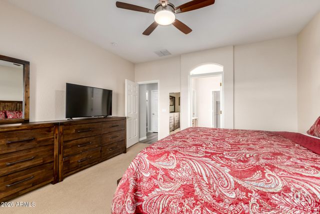 29727 N LITTLE LEAF Drive, San Tan Valley, AZ 85143