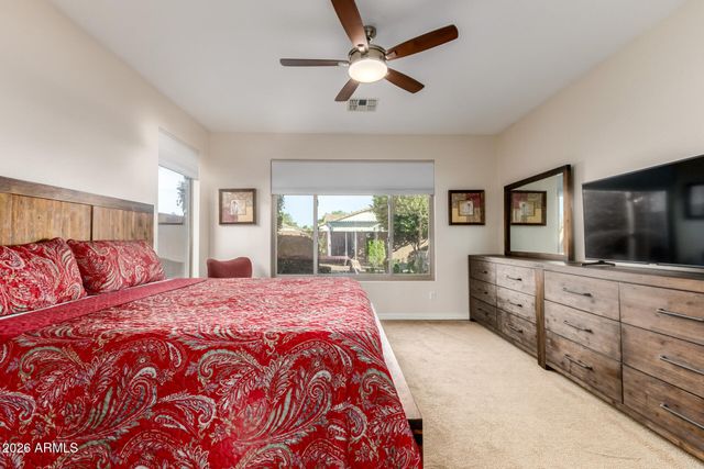 29727 N LITTLE LEAF Drive, San Tan Valley, AZ 85143