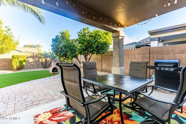 29727 N LITTLE LEAF Drive, San Tan Valley, AZ 85143