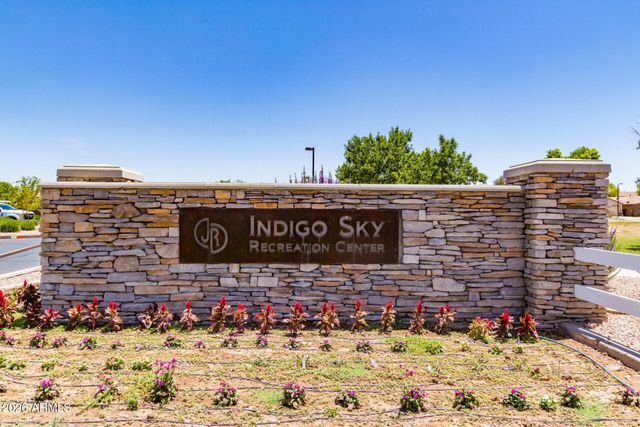 29727 N LITTLE LEAF Drive, San Tan Valley, AZ 85143