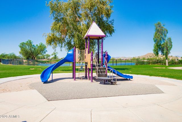 29727 N LITTLE LEAF Drive, San Tan Valley, AZ 85143