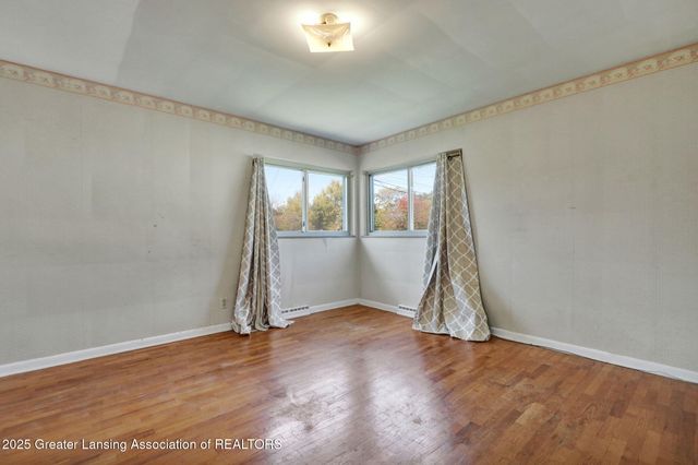 2206 Kuerbitz Drive, Lansing, MI 48906