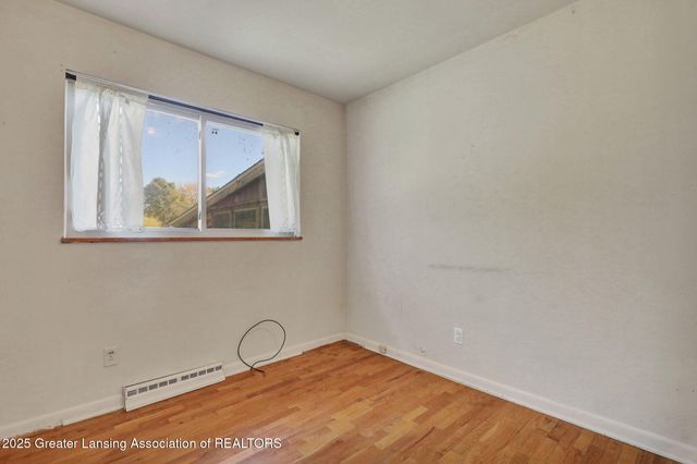 2206 Kuerbitz Drive, Lansing, MI 48906