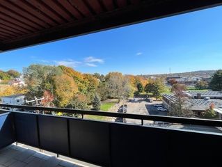 32 Whites Ave D65, Watertown, MA 02472