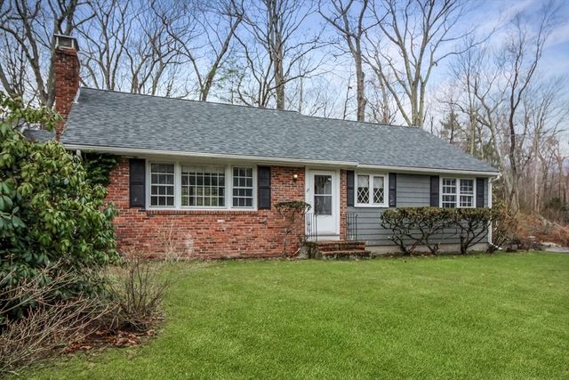 89 Indian Trl, Scituate, MA 02066