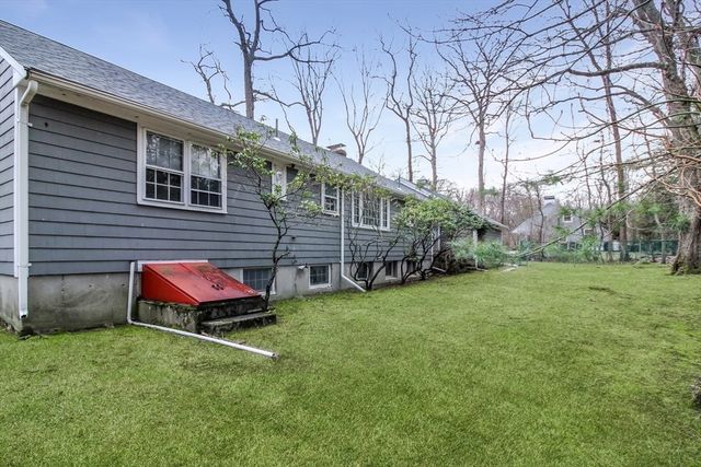 89 Indian Trl, Scituate, MA 02066