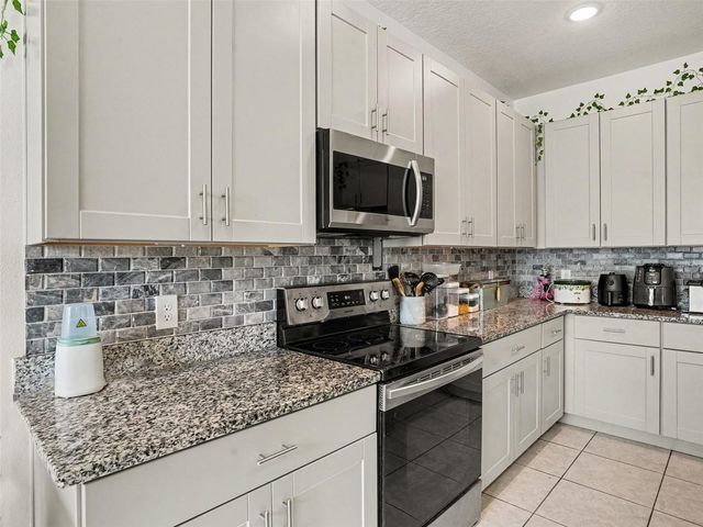 230 TARPON BAY BOULEVARD, Haines City, FL 33844