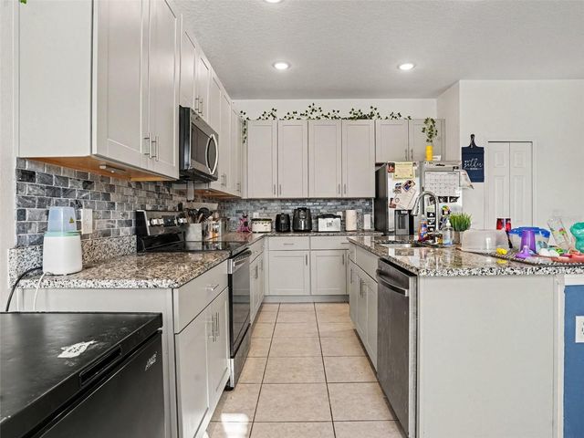230 TARPON BAY BOULEVARD, Haines City, FL 33844