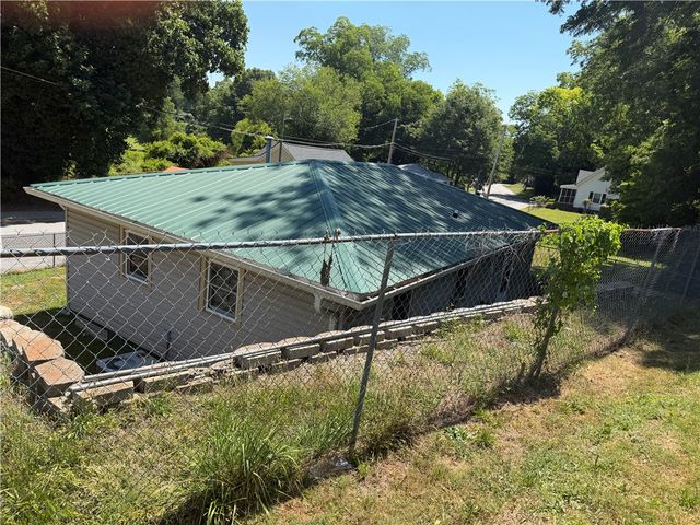 510 E Market Street, Anderson, SC 29624