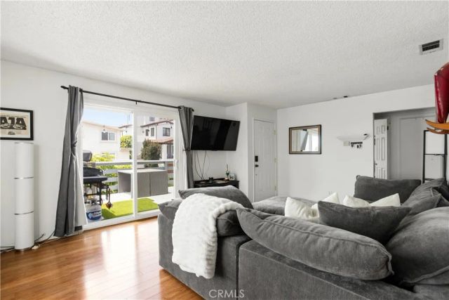 511 Avenida Victoria 1, San Clemente, CA 92672
