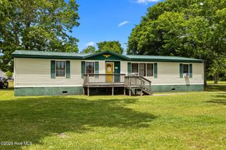 127 Arthur Road, Beaufort, NC 28516
