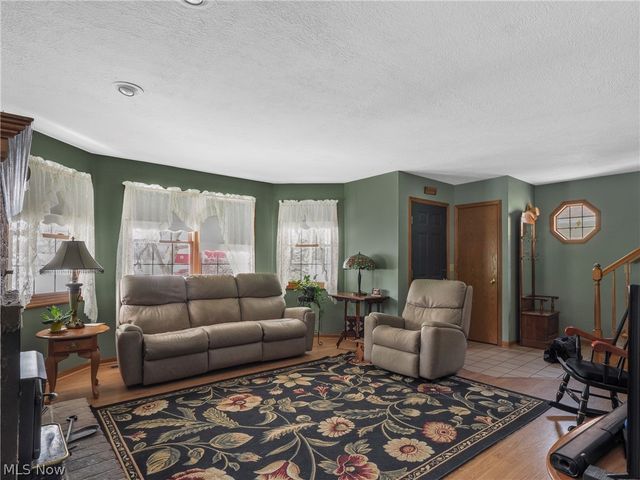 4576 Alabama Avenue SW, Navarre, OH 44662