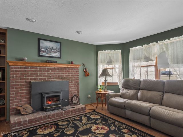 4576 Alabama Avenue SW, Navarre, OH 44662