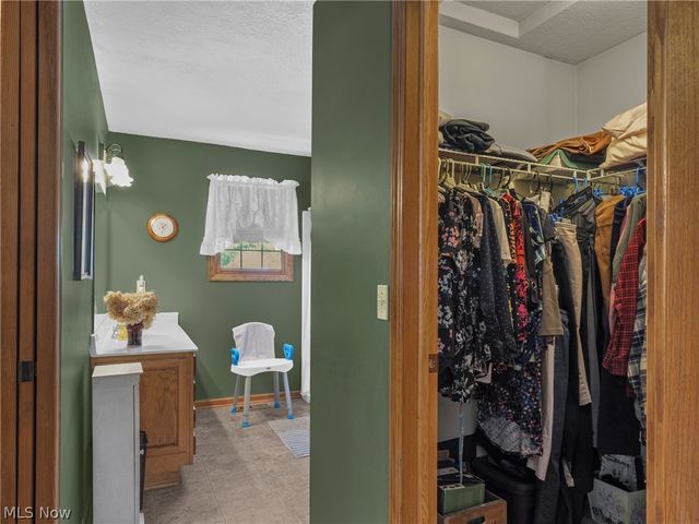 4576 Alabama Avenue SW, Navarre, OH 44662