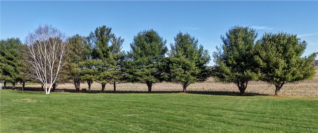 4576 Alabama Avenue SW, Navarre, OH 44662