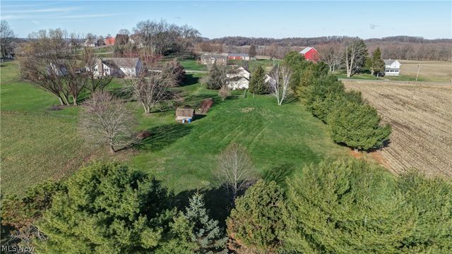 4576 Alabama Avenue SW, Navarre, OH 44662