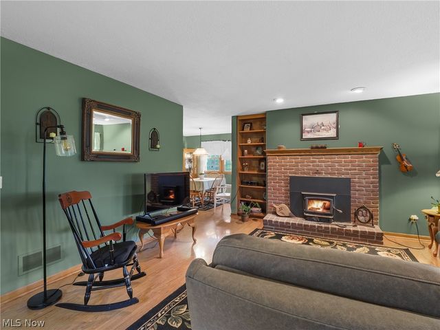 4576 Alabama Avenue SW, Navarre, OH 44662