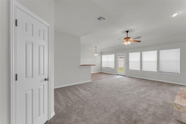 204 Cailin CT, Burnet, TX 78611