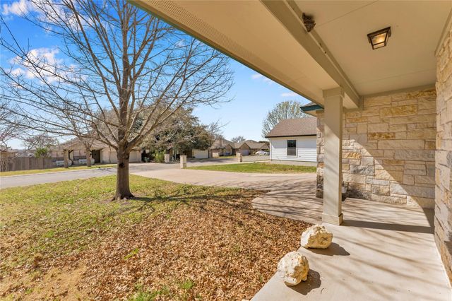 204 Cailin CT, Burnet, TX 78611