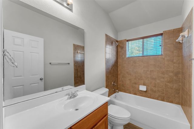 204 Cailin CT, Burnet, TX 78611