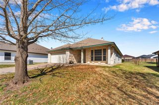 204 Cailin CT, Burnet, TX 78611