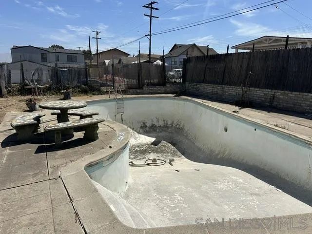 3106 Menlo Ave., San Diego, CA 92105