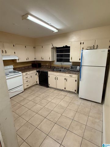 604 OVERLOOK DRIVE, Midfield, AL 35228