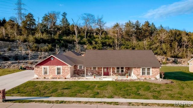 3275 Echo Lake Drive, Byrnes Mill, MO 63025