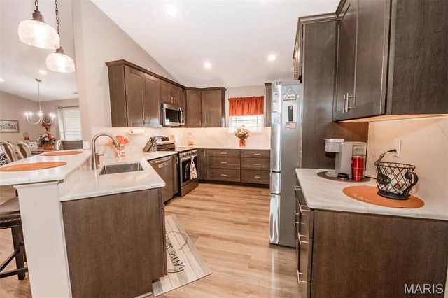 3275 Echo Lake Drive, Byrnes Mill, MO 63025