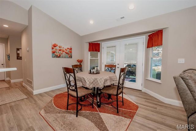 3275 Echo Lake Drive, Byrnes Mill, MO 63025