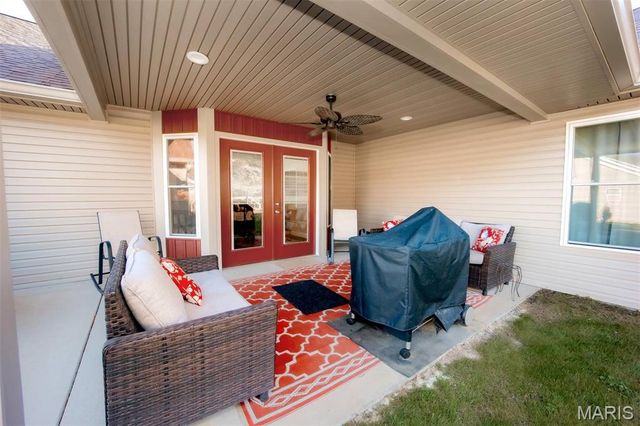 3275 Echo Lake Drive, Byrnes Mill, MO 63025