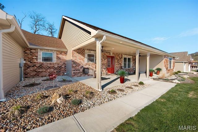 3275 Echo Lake Drive, Byrnes Mill, MO 63025