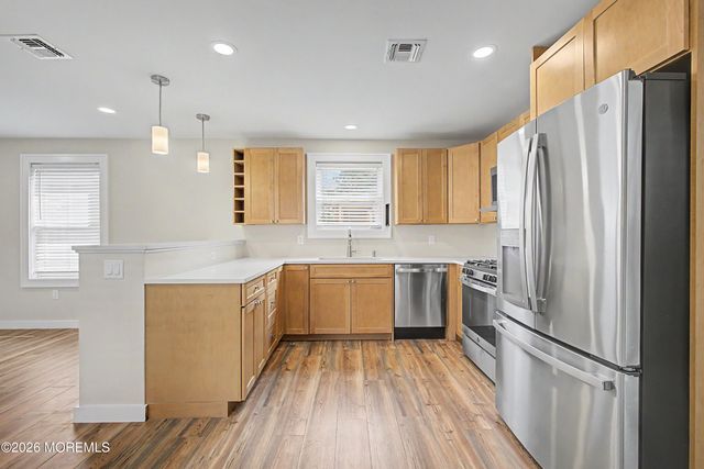 152 Center Avenue, Keansburg, NJ 07734