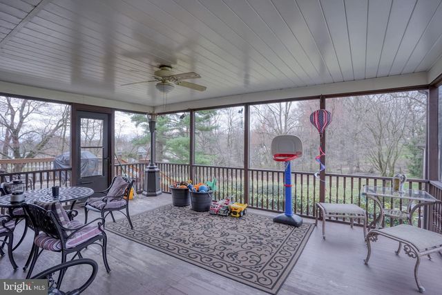 3850 NAAMANS CREEK RD, Upper Chichester, PA 19061