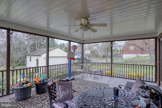 3850 NAAMANS CREEK RD, Upper Chichester, PA 19061