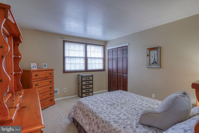 3850 NAAMANS CREEK RD, Upper Chichester, PA 19061