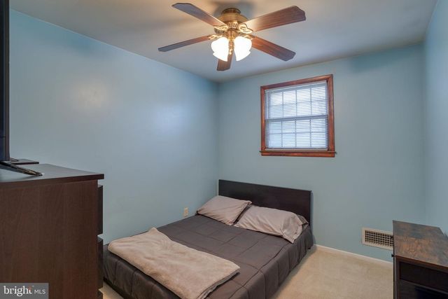 3850 NAAMANS CREEK RD, Upper Chichester, PA 19061