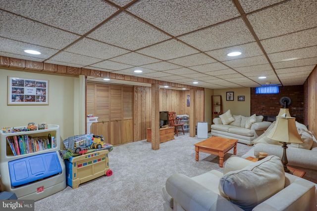 3850 NAAMANS CREEK RD, Upper Chichester, PA 19061