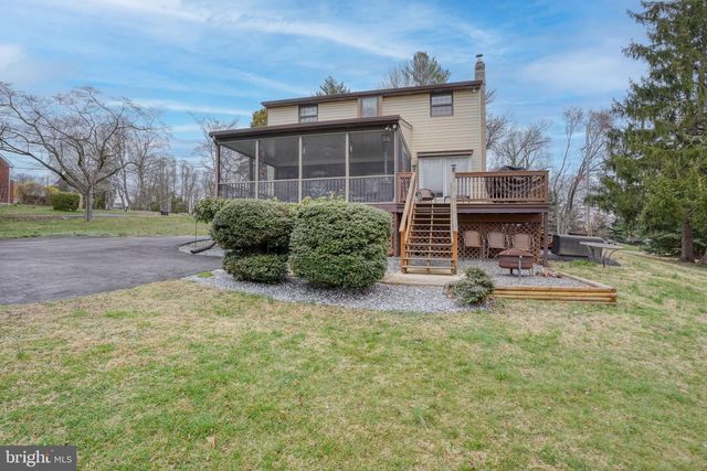 3850 NAAMANS CREEK RD, Upper Chichester, PA 19061