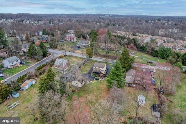 3850 NAAMANS CREEK RD, Upper Chichester, PA 19061