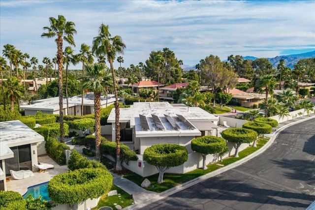 130 W Racquet Club Road 505, Palm Springs, CA 92262