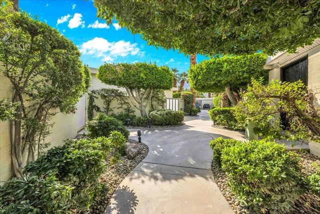 130 W Racquet Club Road 505, Palm Springs, CA 92262